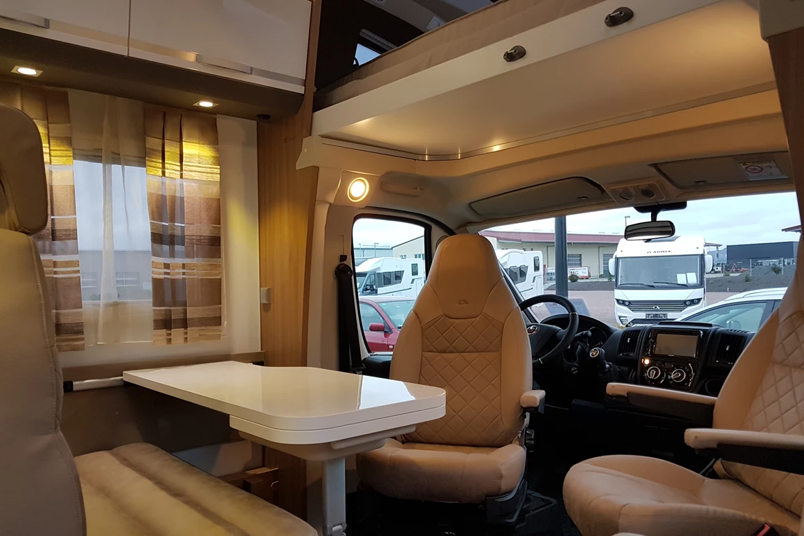 Wohnmobilhändler: PGS Freizeitmobile GmbH