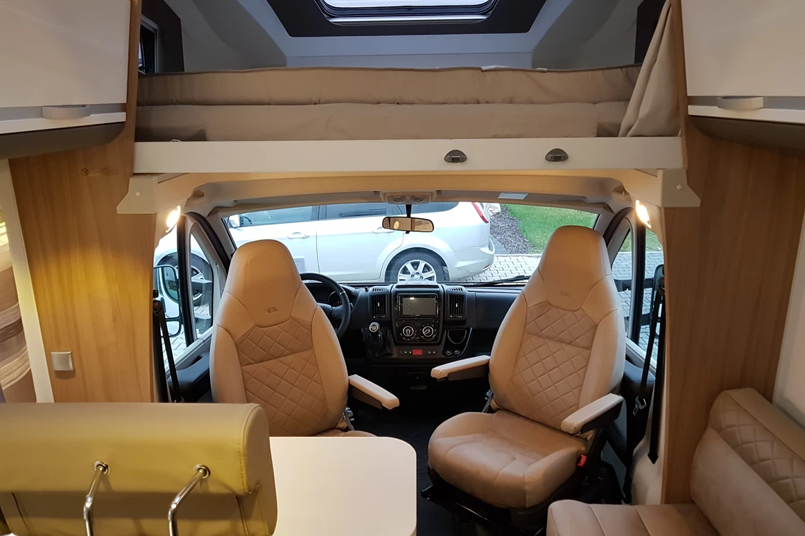 Wohnmobilhändler: PGS Freizeitmobile GmbH