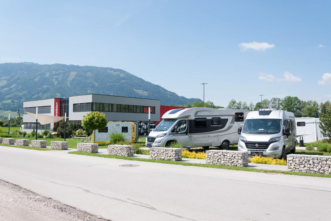 Wohnmobilhändler: Firmenzentrale Weißenbach/Liezen - Gebetsroither Handels GmbH