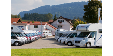 Wohnwagenhändler - Markenvertretung: Globecar - Neuss GmbH