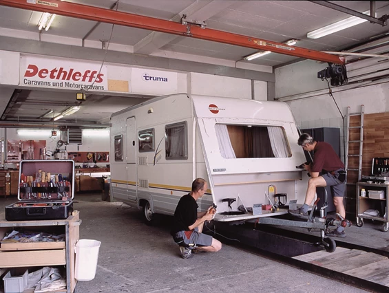 Wohnmobilhändler: Werkstatt - Camping-Freizeitzentrum Sägmühle GmbH
