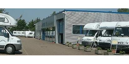 Caravan dealer - Verkauf Reisemobil Aufbautyp: Kastenwagen - Quelle: http://www.3h-camping-center.de - 3 H Camping-Center Heinsberg GmbH
