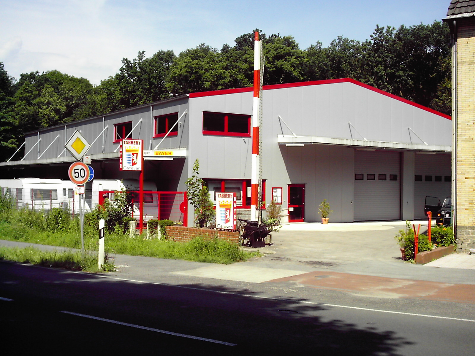Concessionario di caravan - Heinsberg - Einfahrt zu unserem Gelände - L.Bayer Inh. Franz Bayer