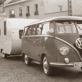 Wohnmobilhändler: Urlaubsdafrt 1959 - L.Bayer Inh. Franz Bayer