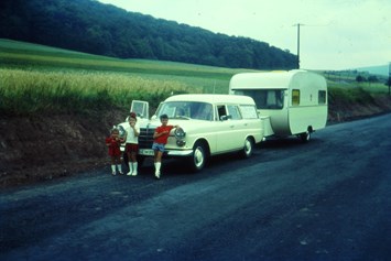 Wohnmobilhändler: Urlaubsfahrt 1970 - L.Bayer Inh. Franz Bayer