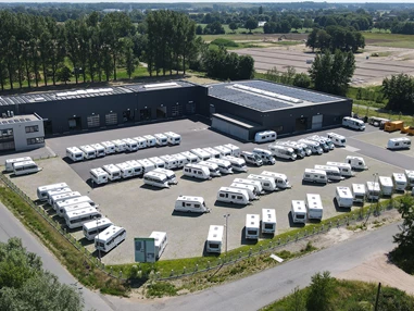 Wohnmobilhändler: Luftbild Werkstatt - Caravan Center Bocholt