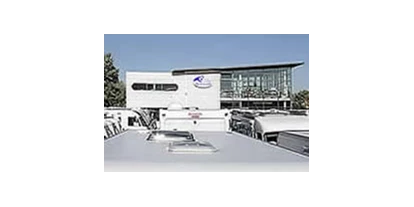 Caravan dealer - Verkauf Reisemobil Aufbautyp: Kastenwagen - Hymer Center Köln - Reisemobile Beck GmbH