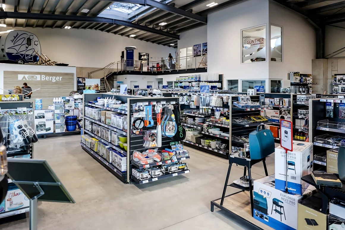 Wohnmobilhändler: Fritz Berger Camping- und Freizeit-Shop - Günther Caravaning GmbH