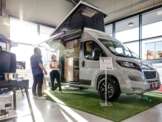 Wohnmobilhändler: Kundenberatung - Günther Caravaning GmbH