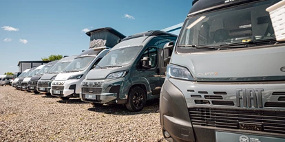 Wohnwagenhändler - Markenvertretung: Bürstner - Ostsee Campingpartner KG