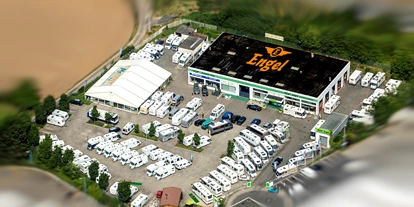 Wohnwagenhändler - Deutschland - Beschreibungstext für das Bild - Engel Caravaning Frankfurt GmbH & Co.KG