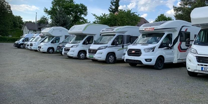 Wohnwagenhändler - Markenvertretung: LMC - Deutschland - Wohnmobilcenter Sachsen in Bernsdorf. Große Vielfalt an Arten bei Deutschlands TOP Fachhändler. - Wohnmobilcenter Sachsen GmbH