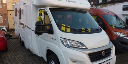 Wohnwagenhändler - Markenvertretung: Bürstner - Holiday Mobil Fa. Aldag