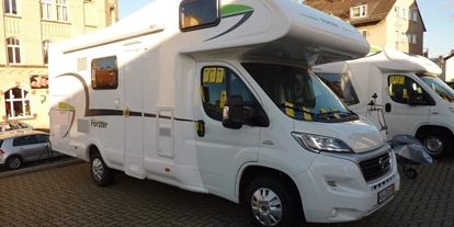 Wohnwagenhändler - Markenvertretung: Bürstner - Holiday Mobil Fa. Aldag