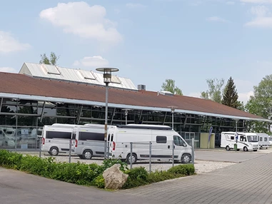 Wohnmobilhändler: Willkommen in der Caravaning Galerie - Caravaning Galerie Augsburg - Ihr freundlicher Partner in Bayern für Hymer und Fleurette