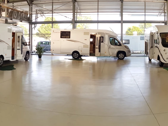 Wohnmobilhändler: Caravaning Galerie Augsburg - Ihr freundlicher Partner in Bayern für Hymer und Fleurette