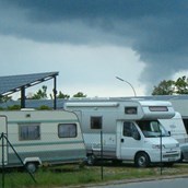 Wohnmobilhändler - Caravan & Camping Van Wieren