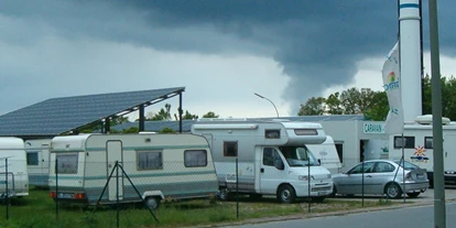 Concessionario di caravan - Reparatur Wohnwagen - Bildquelle: www.caravan-camping-van-wieren.de - Caravan & Camping Van Wieren