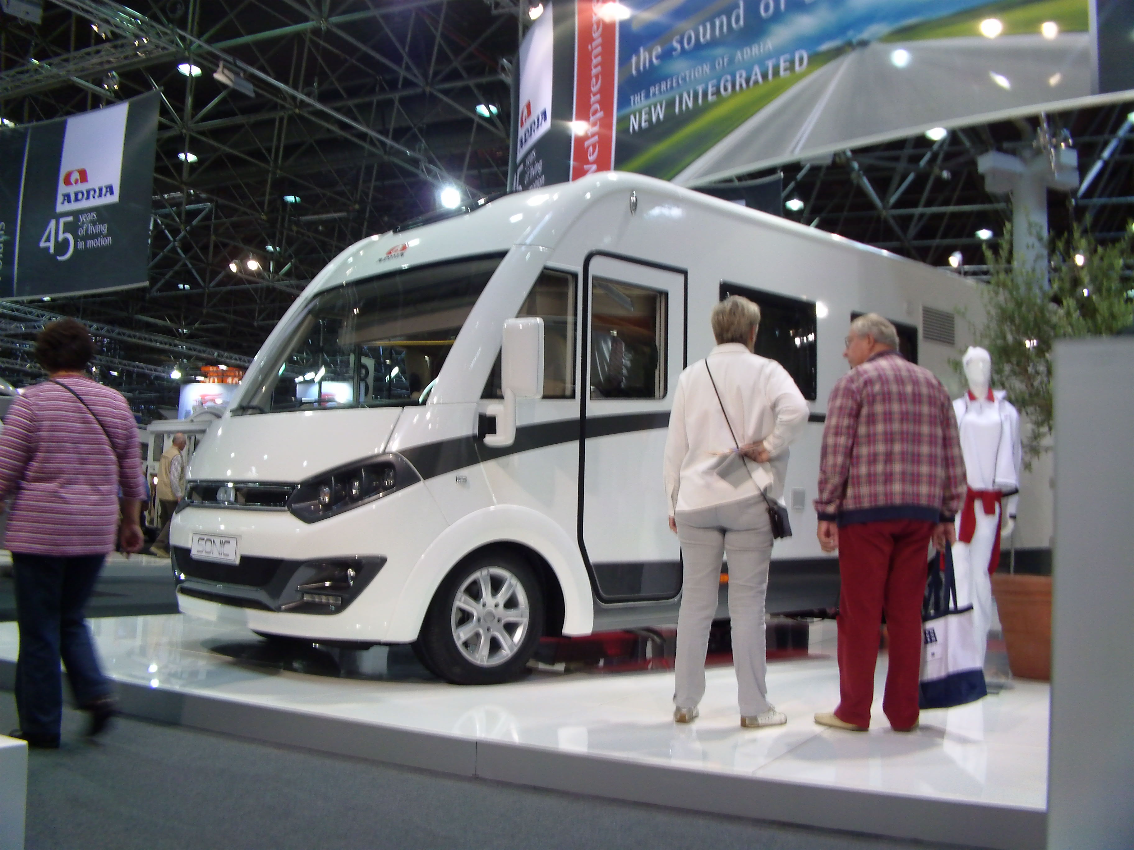 Wohnwagenhändler - PLZ 72144 (Deutschland) - Messe - Eder GmbH Wohnmobile und Wohnwagen