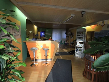 Wohnmobilhändler: AKB Caravan Allgäu