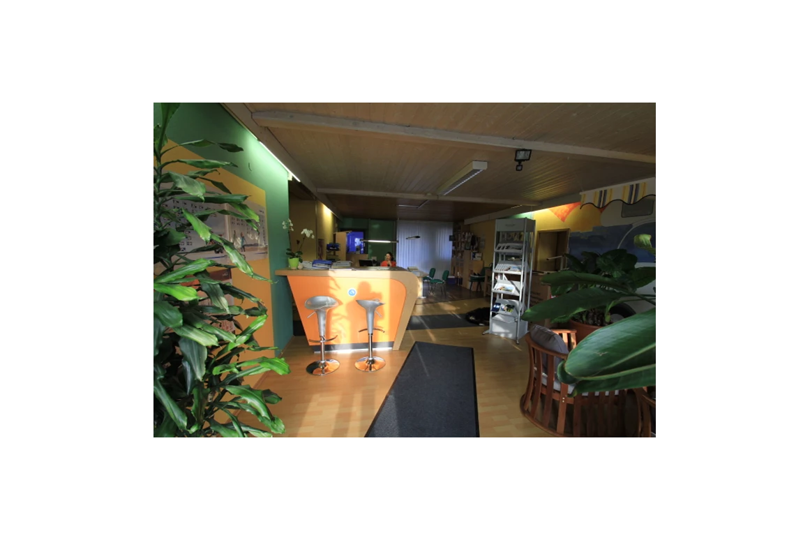 Wohnmobilhändler: AKB Caravan Allgäu