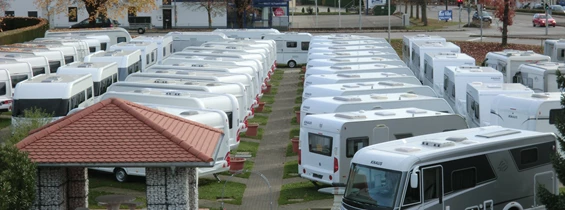 Wohnmobilhändler: Caravan-Center Owandner