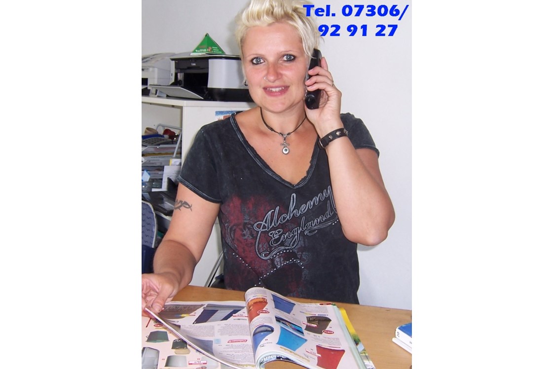 Wohnmobilhändler: Wir sind gerne für Sie telefonisch erreichbar unter 07306 - 92 91 27 - Caravan Bauer