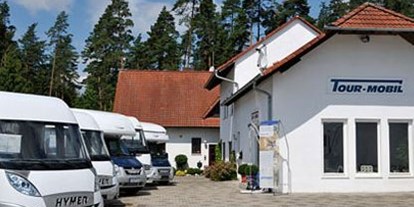 Caravan dealer - Serviceinspektion - Ostbayern - Bildquelle: www.tour-mobil.de - TOUR-MOBIL GmbH
