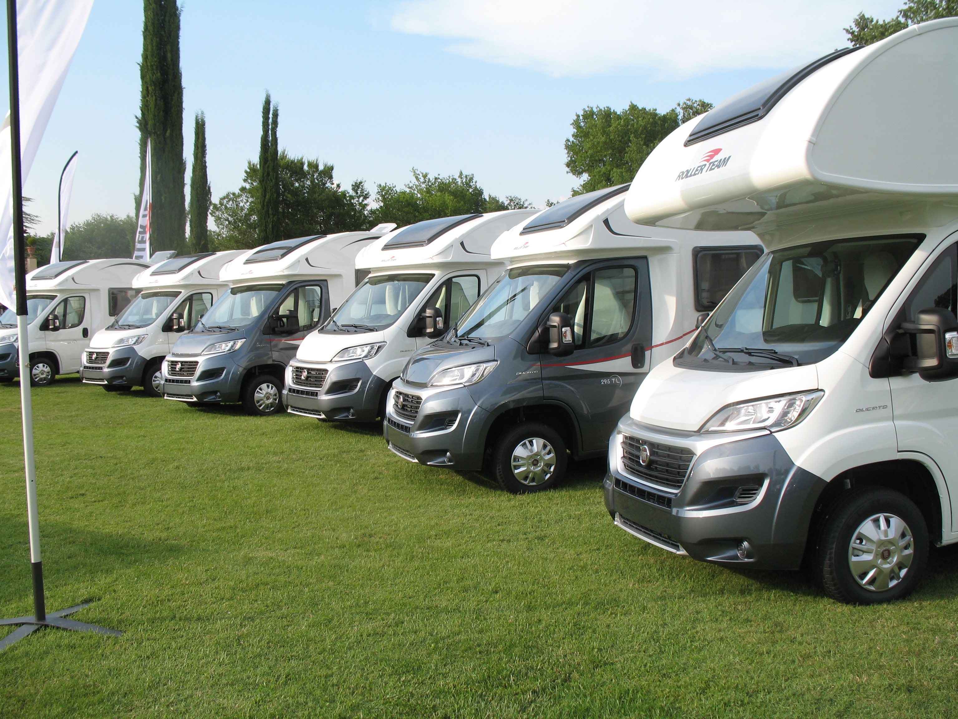 Wohnmobilhändler: Beschreibungstext für das Bild - Caravan-holidays