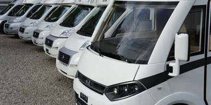 Concessionario di caravan - Reparatur Wohnwagen - mobil center dahinden