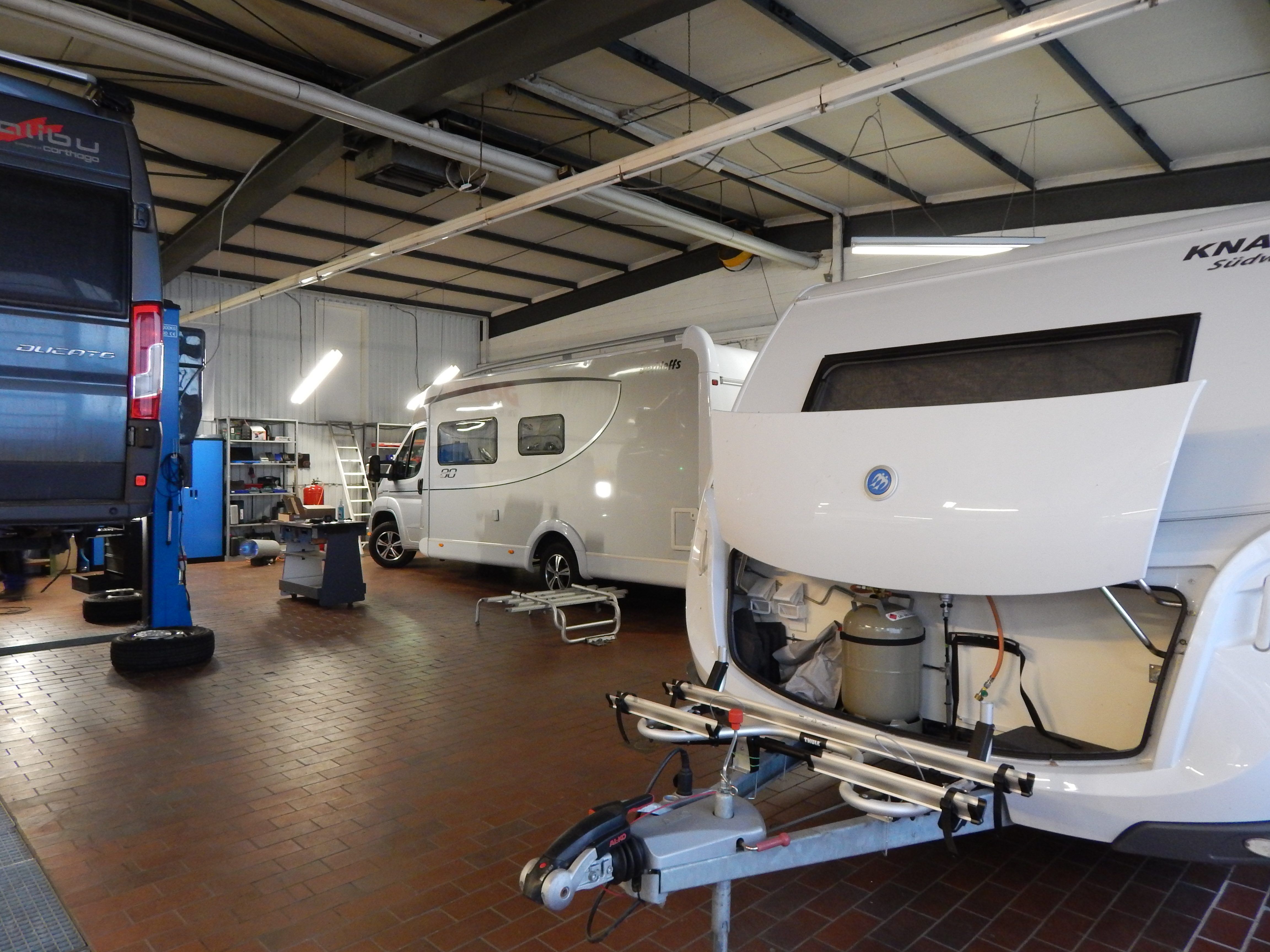 reitsport tarp 8' x 28' Straight Cut Multi-Mesh Auto for Roll-Offs – Kym Industries kids_glasses web style:H-Web Meet the SwitchBack Tarp PPE Training Booklets Personal