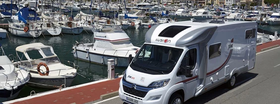 Wohnmobilhändler: Unsere Fahrzeuge garantieren grenzenlosen Fahrspaß und erholsamen Urlaub - Aurora Wohnmobile