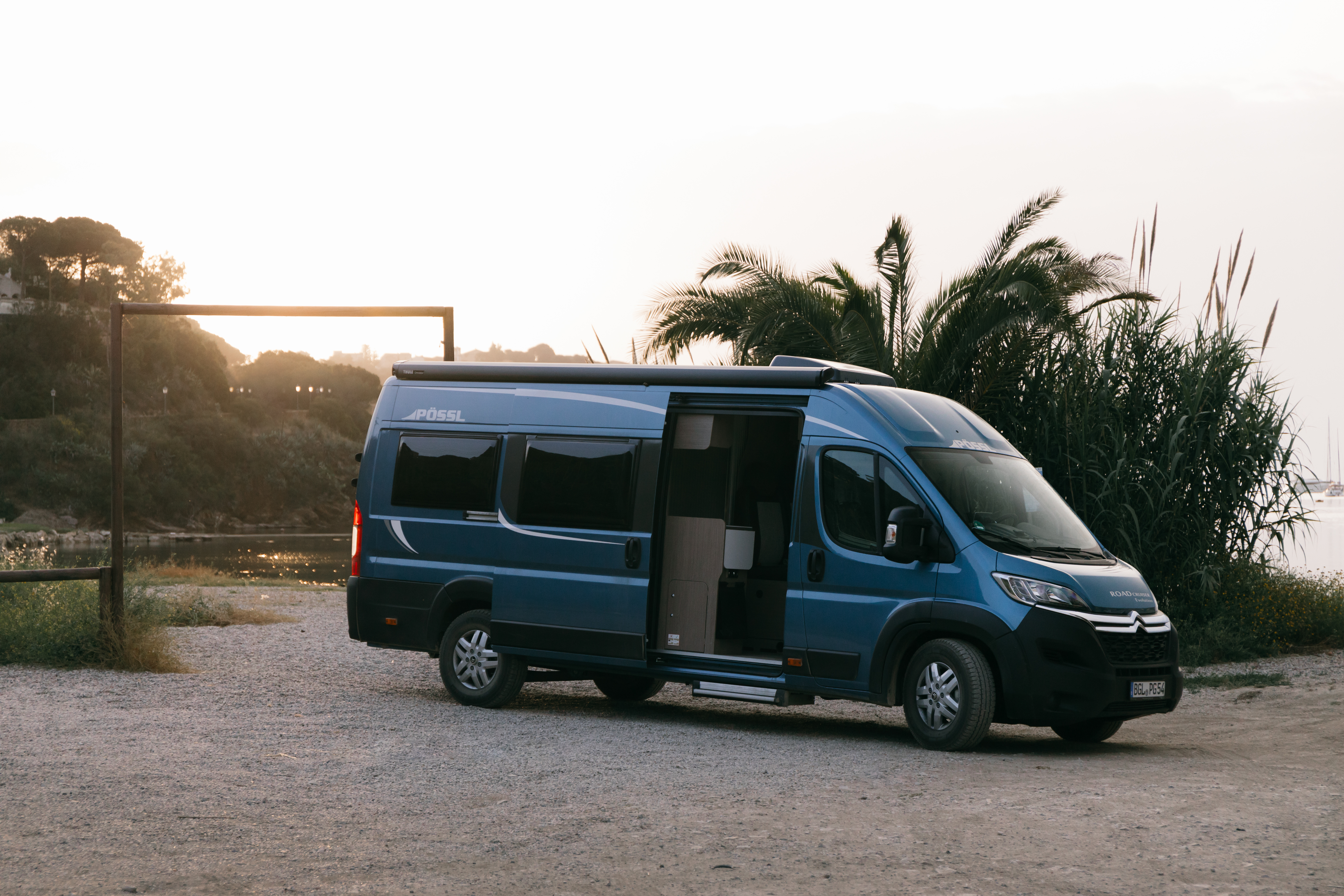 Wohnmobilhändler: Pössl Kastenwagen - WoMo Vermietung GmbH