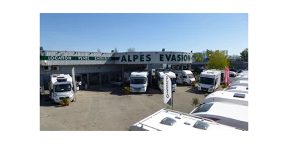 Caravan dealer - Verkauf Wohnwagen - Savoie - Quelle: http://alpesevasion.com/ - Alpes Evasion