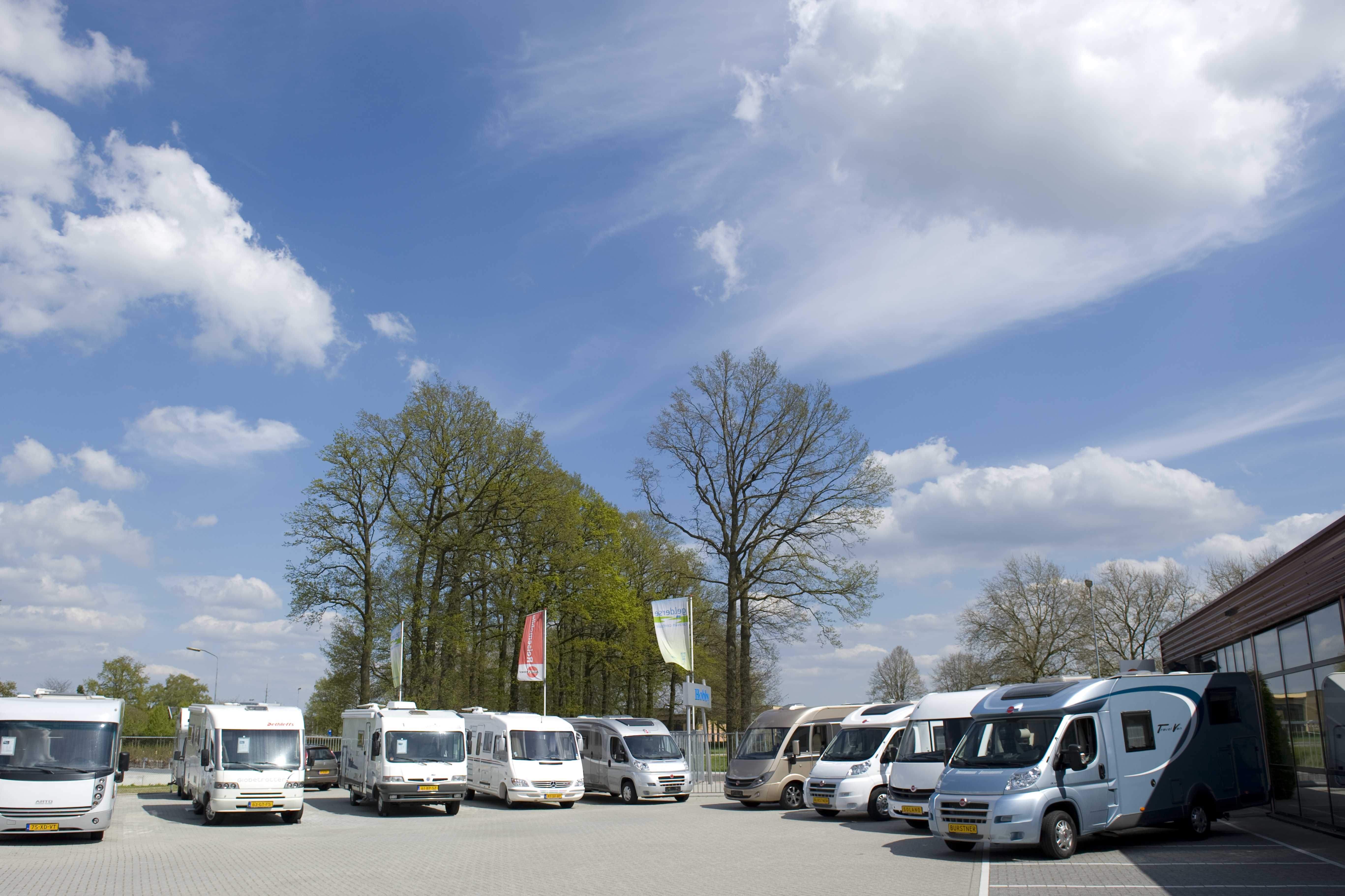 Wohnwagenhändler - Serviceinspektion - Niederlande - Beschreibungstext für das Bild - Gelderse Caravan Centrale BV