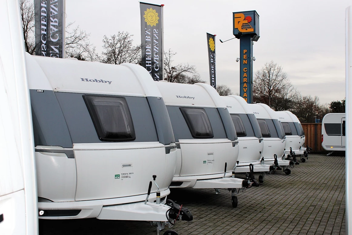 Wohnmobilhändler: Pen Caravans Enschede