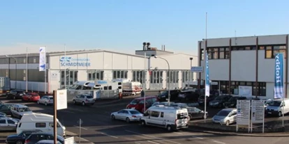 Wohnwagenhändler - Metzingen - Auf über 14000 qm Gesamtfläche... - Seit 1975 gibt es das Caravaning-Center Schmidtmeier. Ideen, aus denen mobile Freizeit entsteht.