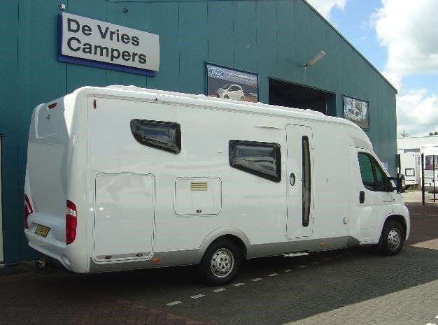 Wohnmobilhändler: Bildquelle: www.devriescampers.nl - De Vries Campers