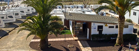 Wohnmobilhändler: Caravaning L'Arboç