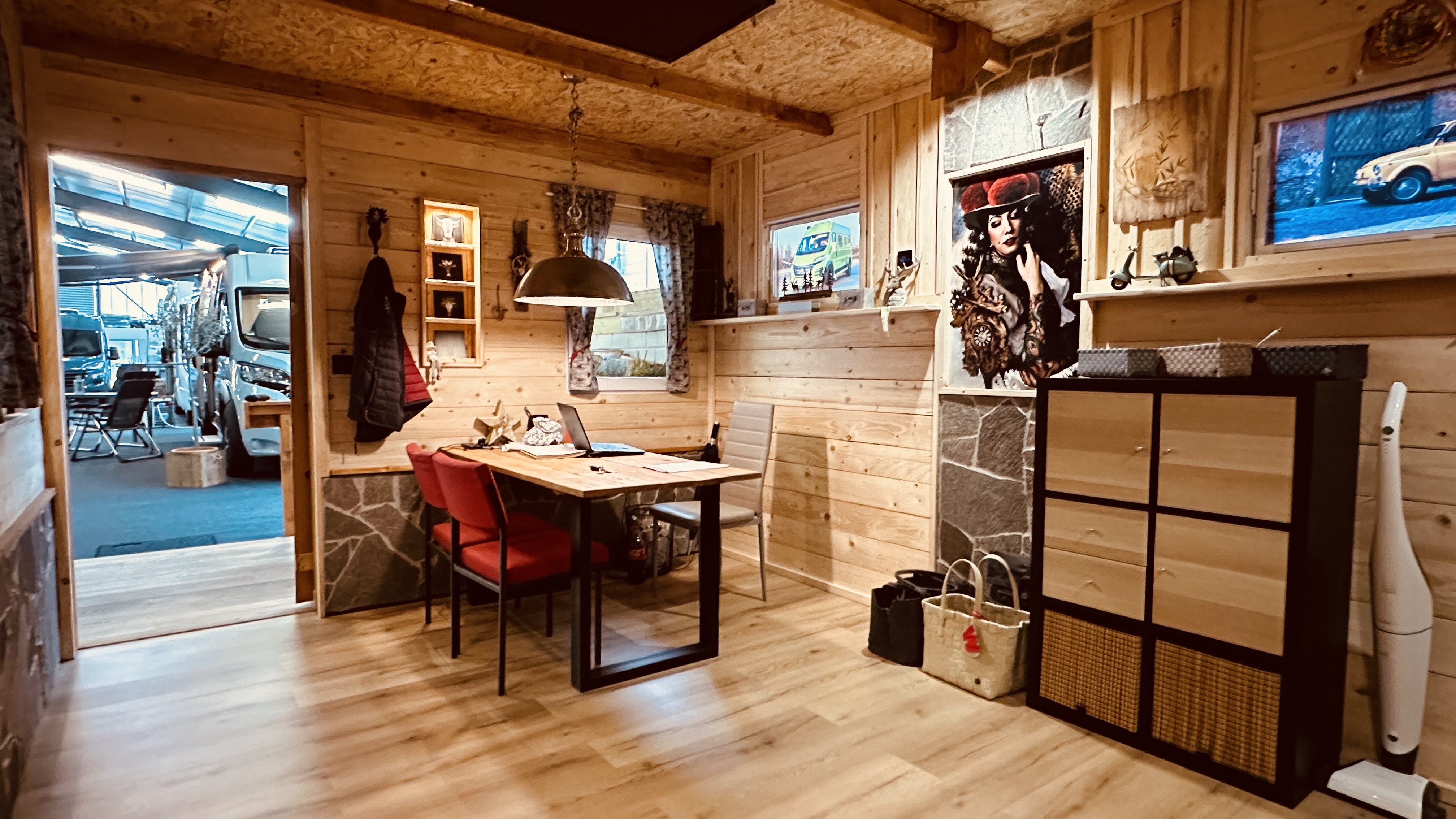 Wohnmobilhändler: TC Kastenwagen & Reisemobil Service Freiburg