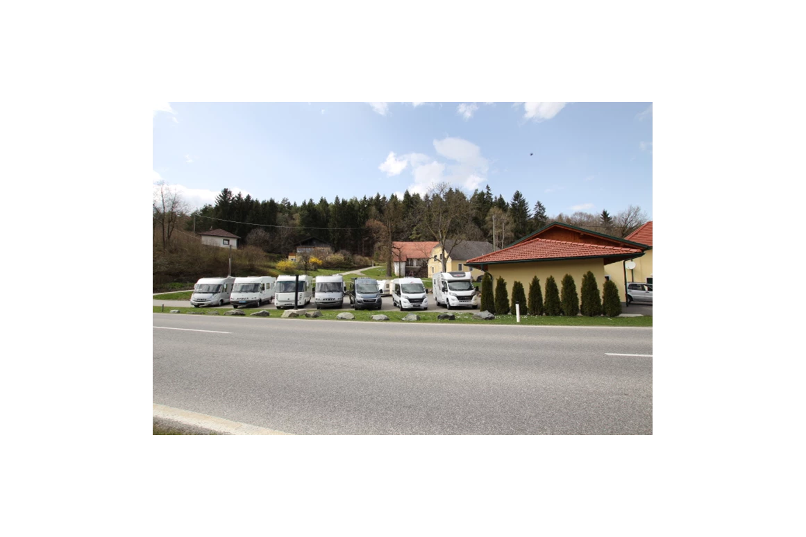 Wohnmobilhändler: FIRMENSTANDORT KÄRNTEN - Camper Neugebauer  Werner Neugebauer MAILBU NIESMANN+BISCHOFF WESTFALIA CARTHAGO SERVICE UND VERKAUF