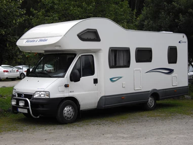Wohnmobilhändler: Unser 24h Wohnmobilankauf-Serivce ermöglicht Ihnen schnelles und bequemes Verkaufen von Ihrem Wohnmobil oder Wohnwagen
Füllen Sie das Formular aus und erhalten Sie umgehend eine zertifizierte Preisanalyse mit Fair-Deal Garantie & Ankaufsangebot.
➤ Gratis Anfrageformular auf unserer Webseite
➤ Jetzt kostenfrei Rückruf sichern!
Wir wünschen allzeit gute Fahrt! - Rheinrad-Wohnmobile Ankauf & Verkauf