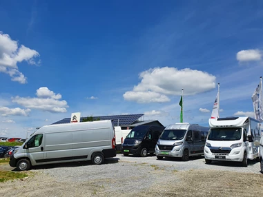 Wohnmobilhändler: Ständig diverse Laika CamperVans und Wohnmobile lagernd - wir bitte um Terminvereinbarung. - Autohaus Zander - Reisemobile Niederbayern