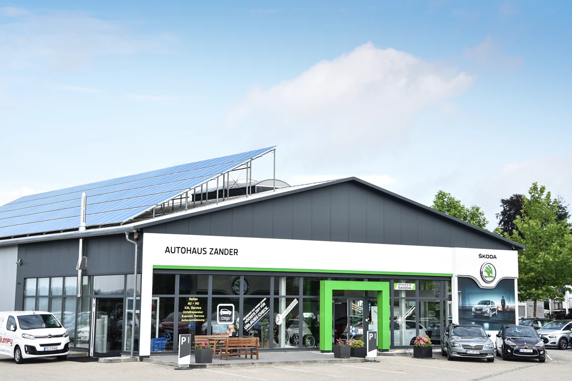 Wohnmobilhändler: Unser Hauptgebäude - Autohaus Zander - Reisemobile Niederbayern