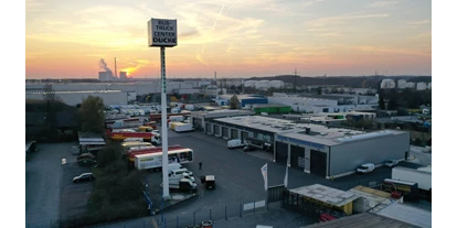 Wohnwagenhändler - Markenvertretung: Bürstner - Luftbildaufnahme - TRUCK CENTER DUCKE GMBH&CO.KG
