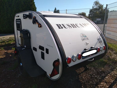 Wohnmobilhändler: Wir sind Bushcamp-Händler. Konfiguriere jetzt deinen Offroadtrailer! Das Abenteuer wartet nur auf dich. - Camping-its.me