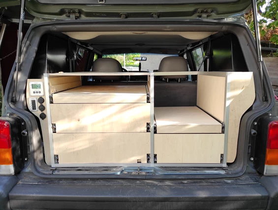 Wohnmobilhändler: Individuelle Ausbauten realisieren wir ebenso, wie Erweiterungen oder Reparaturen. - Camping-its.me