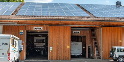 Caravan dealer - Unfallinstandsetzung - Germany - Werkstattplätze 1+ 2 + 3 + 4 - Caravan Service Stehmeier - CARAVAN SERVICE Stehmeier