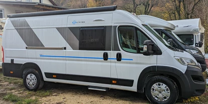 Caravan dealer - Unfallinstandsetzung - Germany - Wohnmobile Röder