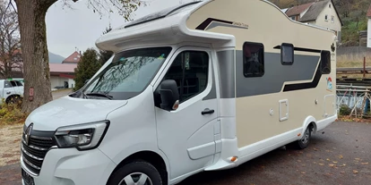 Caravan dealer - Unfallinstandsetzung - Germany - Wohnmobile Röder